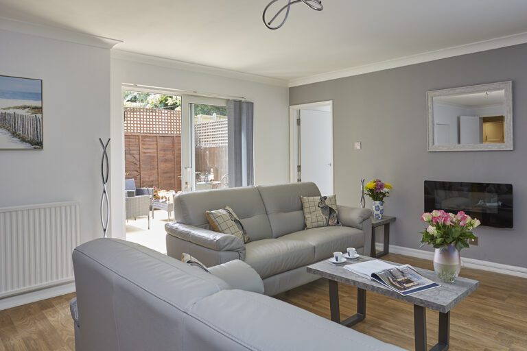 Chine Court Luxury Apartment at Luccombe Manor